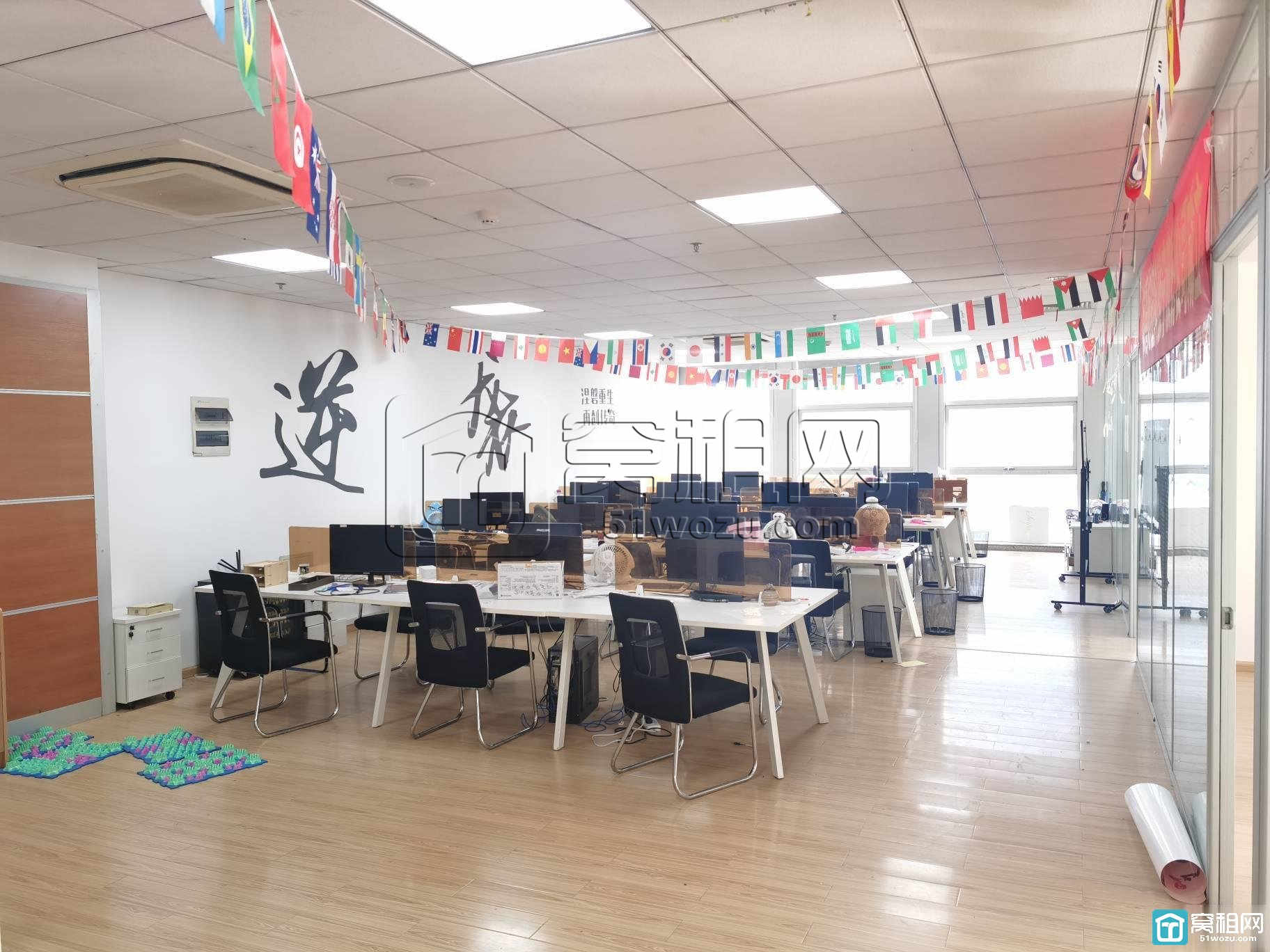 宁波南部商务区中基大厦288平米精装修办公室出租(图2)
