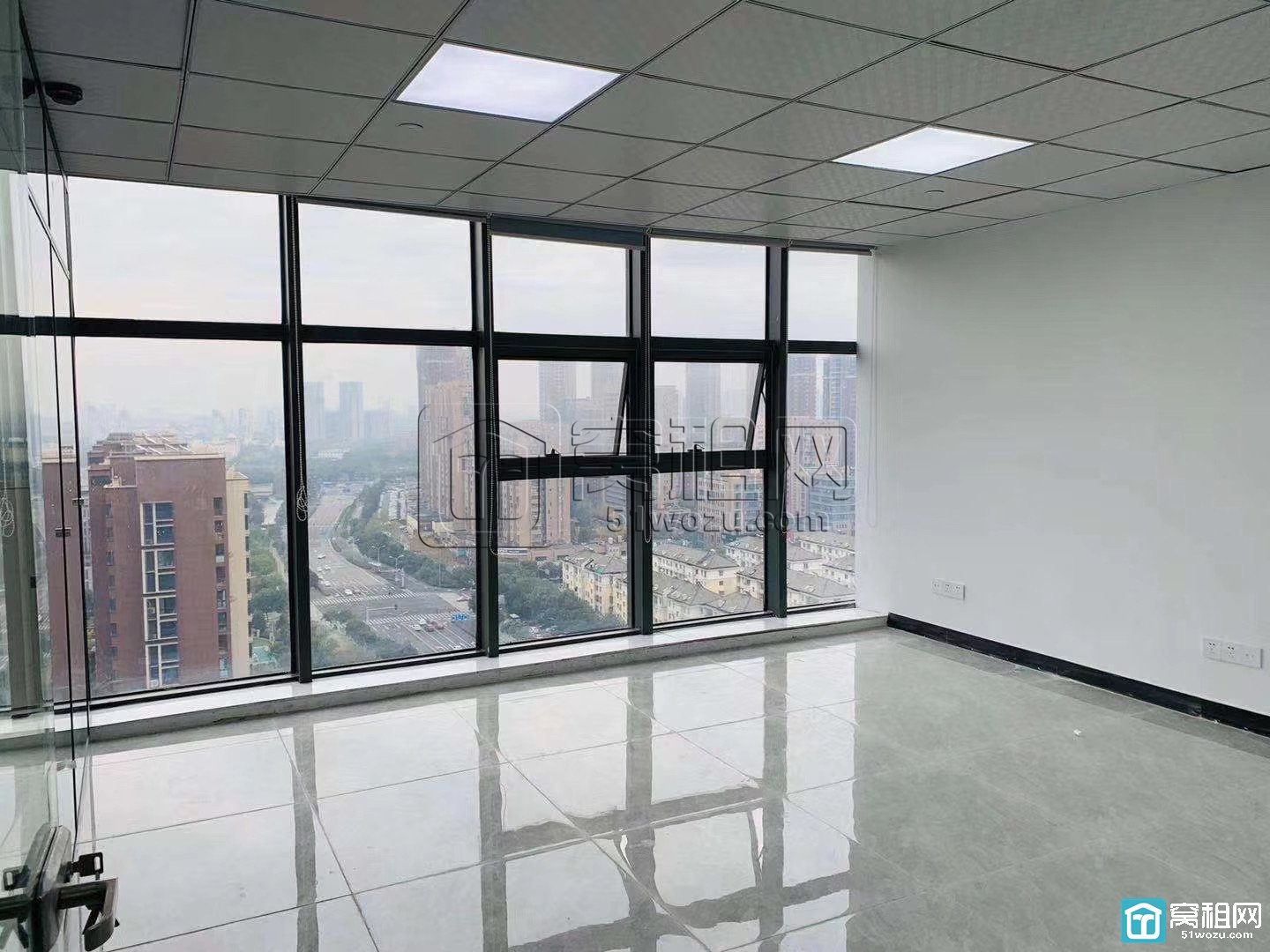 宁波南部商务区博纳大厦288平全新精装办公室出租(图6)