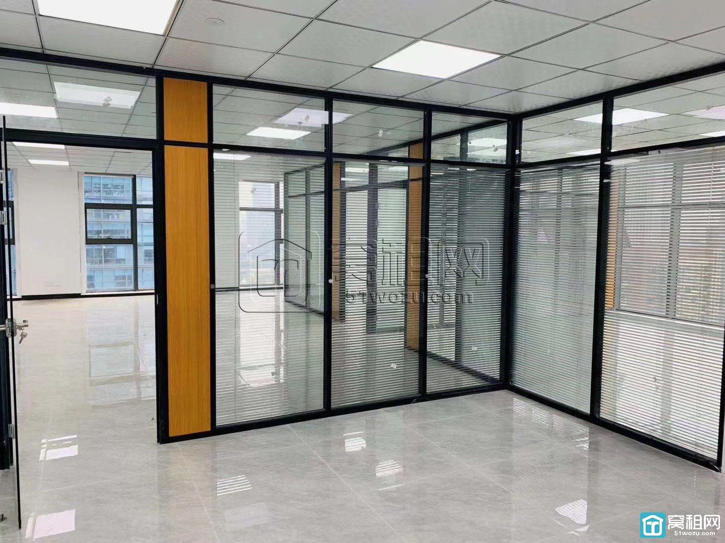 宁波南部商务区博纳大厦288平全新精装办公室出租(图9)