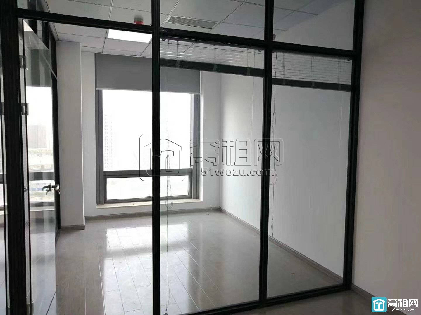 宁波高新区智慧园80平米办公室出租可以注册(图1)