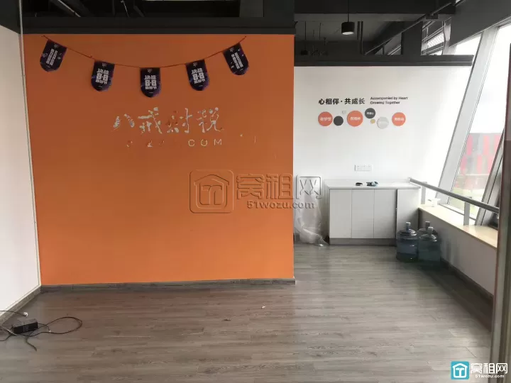 宁波东部新城宏泰帝宝对面写字楼出租