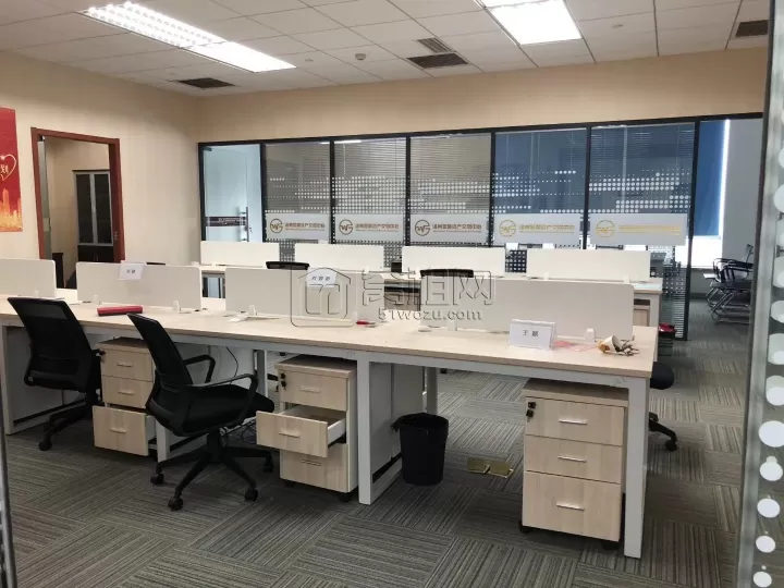 中国人寿大厦精装380平出租带全套家具