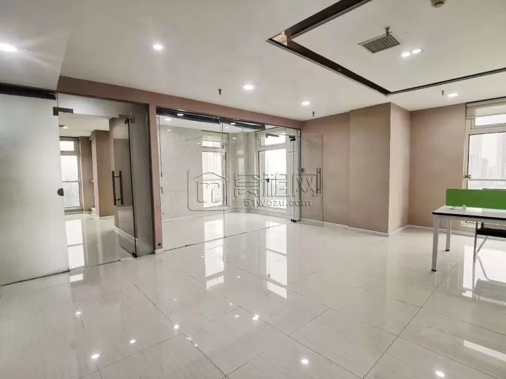 南部商务区2期城市摩尔出租东南双采光