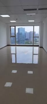 高新区新晖路777号洲际酒店88平米办公室出租