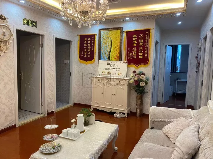 广博丽景200平美容院装修3个淋浴转让