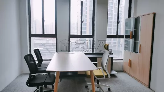 高新区迪信通大厦1号楼出租202㎡ 朝南