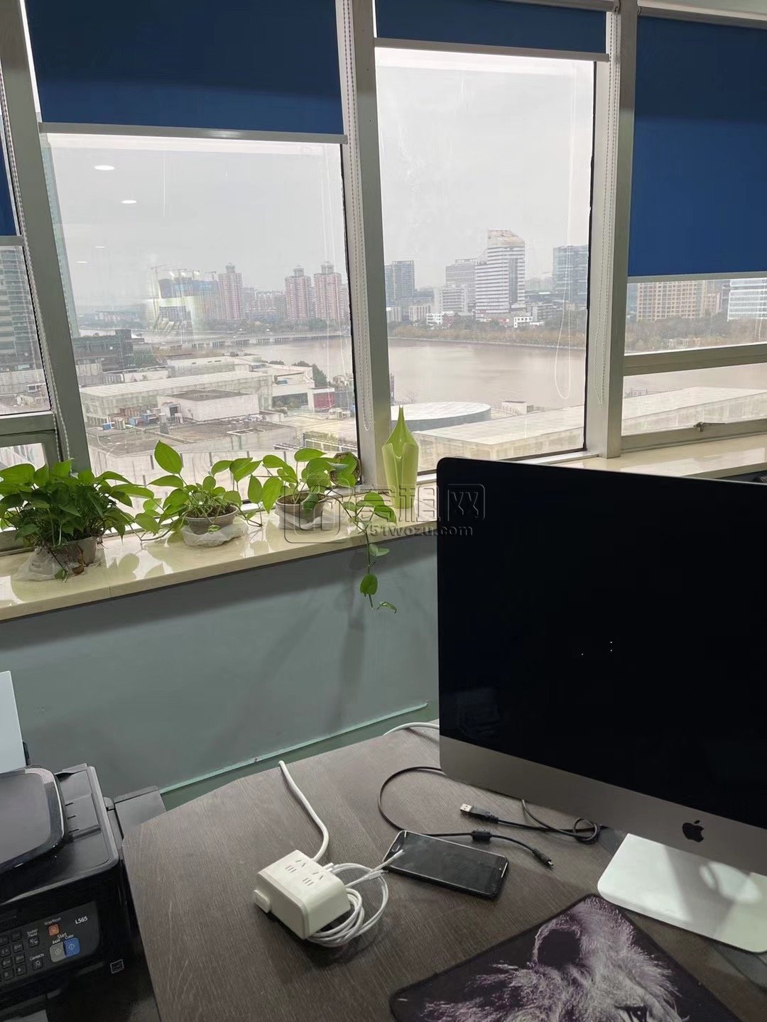 宁波中农信大厦80平米出租精装修办公室(图1)