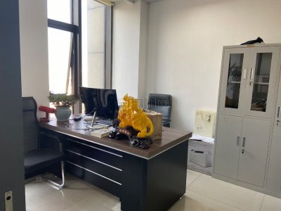 宁波人民银行隔壁盛世国际15楼办公室出租96平米
