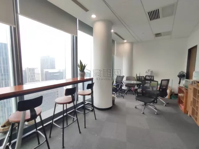 东部新城中国银行总部大厦681精装修出租