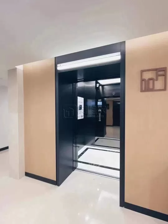 南部商务区3期MC大厦120平米精装修出租