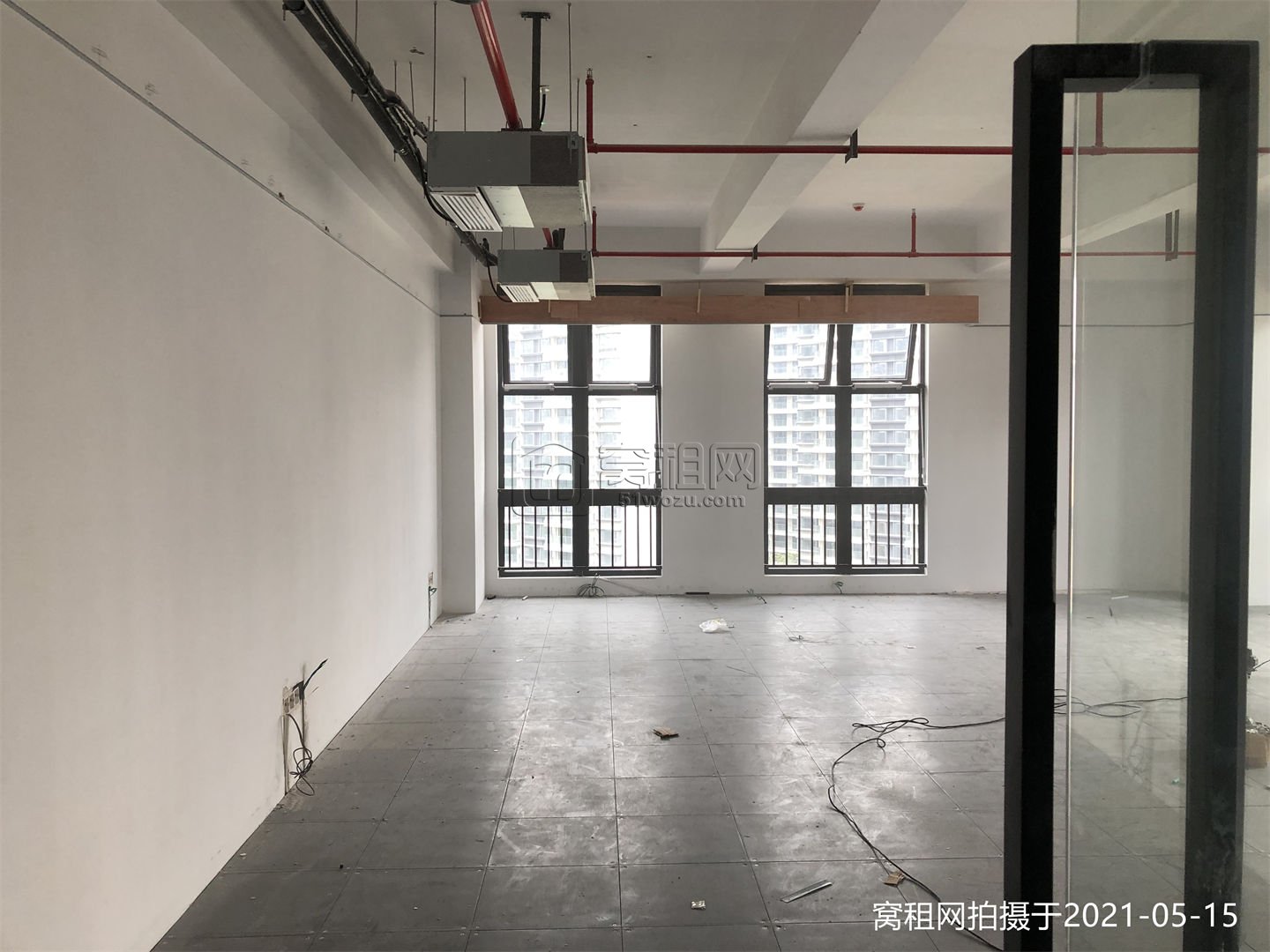 宁波凤熙名邸隔壁中海大厦132平米精装修出租(图4)