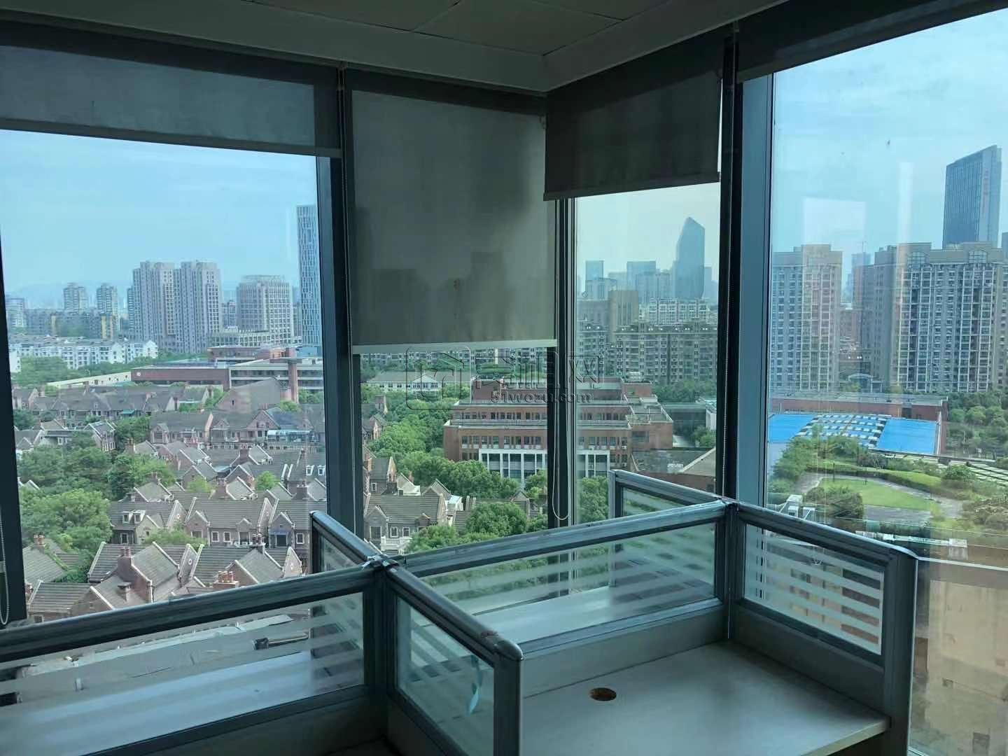 宁兴汇亚国际大厦145平米办公室朝西南出租(图3)