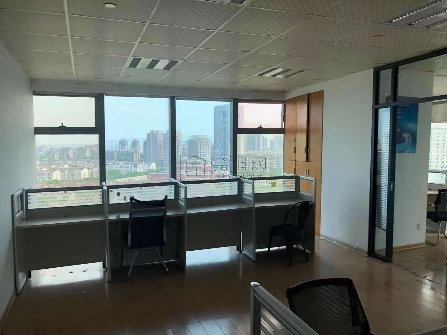 宁兴汇亚国际大厦145平米办公室朝西南出租(图13)