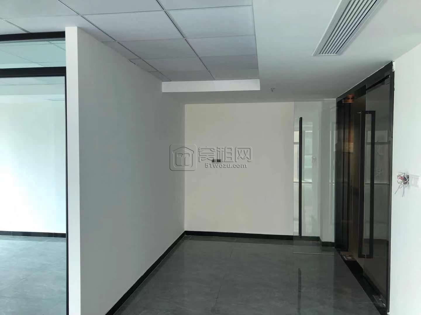 汇亚国际大厦5楼全新装修抛光砖办公室出租(图5)