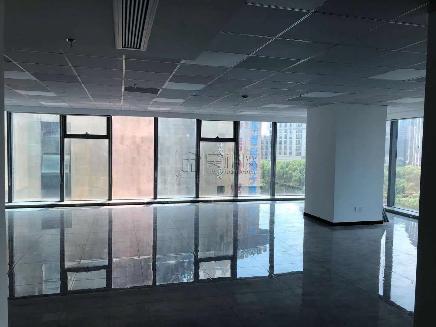 汇亚国际大厦5楼全新装修抛光砖办公室出租(图3)