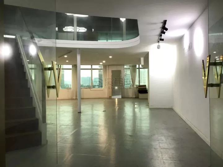 宁波世贸中心200平招租朝南朝江整排大窗采光