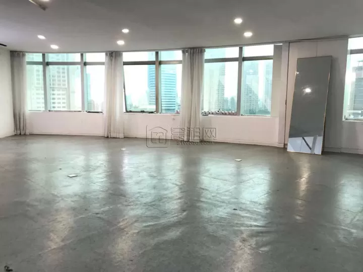 宁波世贸中心200平招租朝南朝江整排大窗采光