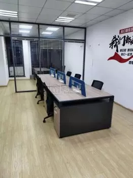 东部新城会展中心附近轿辰大厦10楼办公室出租