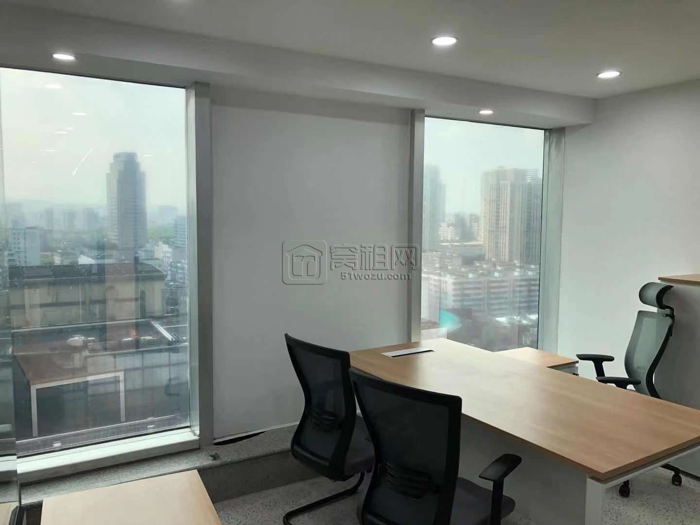 海曙区天一中国银行大厦120平米办公室精装修出(图2)