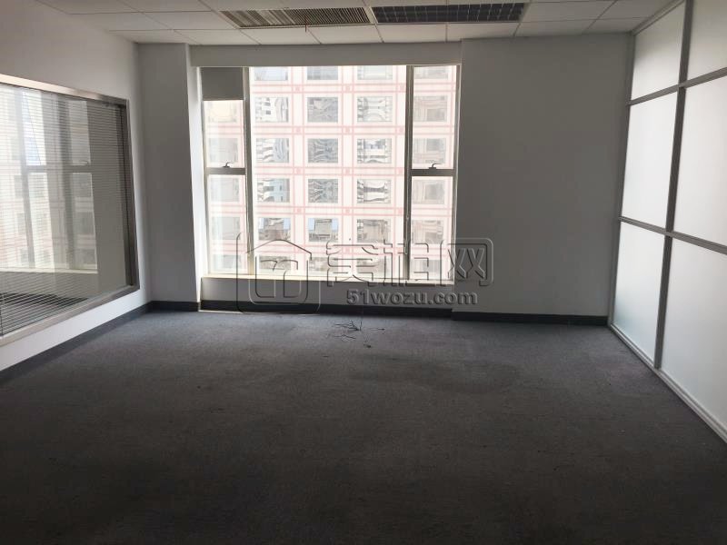 波特曼大厦161.72平办公室3个隔间出租(图2)