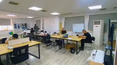都市仁和122平 全新精装修 租金价格5000一个月