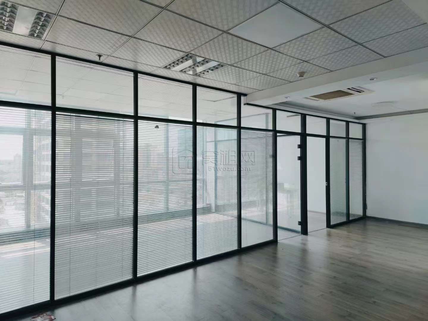 鸿安大厦7楼办公室106平米出租(图2)