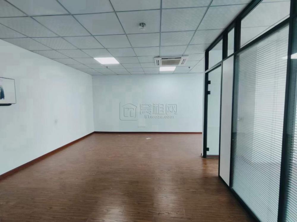 鸿安大厦70平米办公室出租4000元/月(图6)