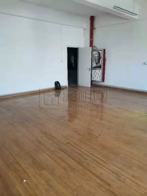 高新区剑兰路1377园区出租可以仓库使用