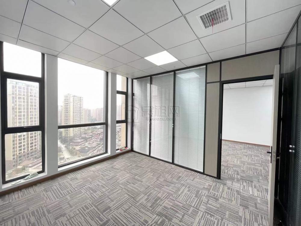 和丰广场对面银亿东岸120平米全新装修办公室租金7000一个月(图2)