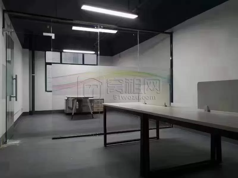 庄市地铁口出租36㎡ 月租1080含物业