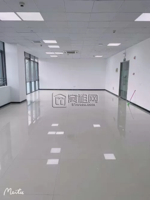 宁波爱伊美大厦2楼出租大通间
