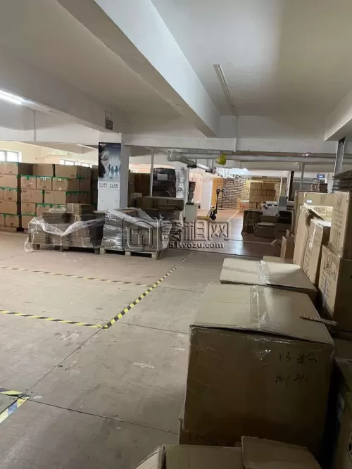 江北区双地铁801园区出租588平米挑高5.3米