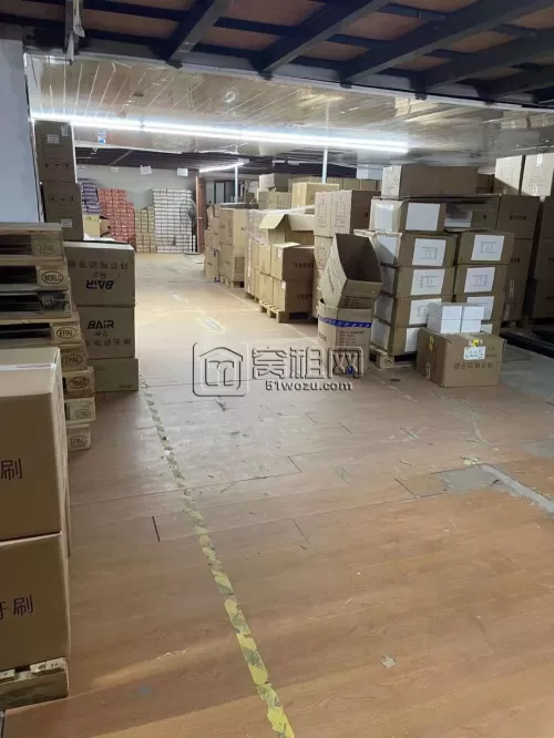 江北区双地铁801园区出租588平米挑高5.3米