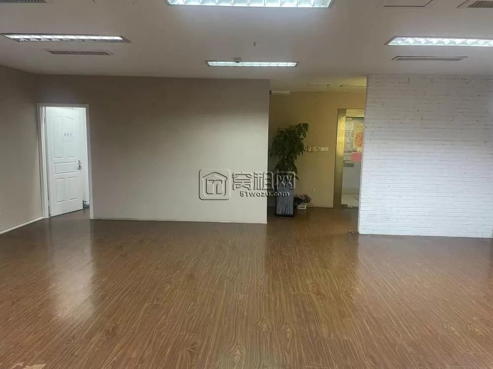 宁波天一豪景B座办公室要租出租面积135平米