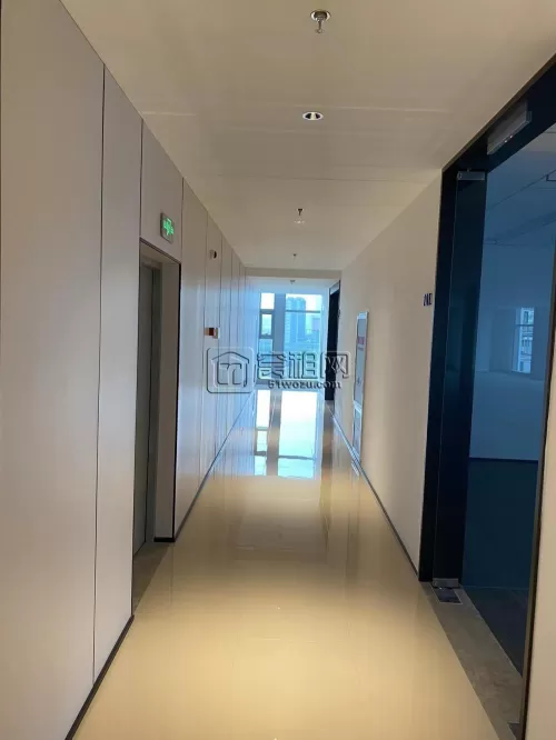 银晨大厦绿园大厦附近出租一层