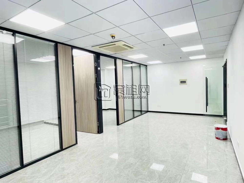 广博国贸中心  全新装修  电梯口 100平 价格实惠(图4)
