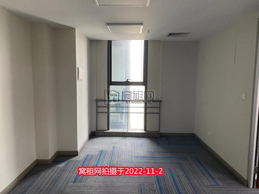 宁波环球中心大厦出租198平米精装修办公室