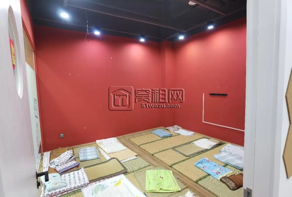 出租萌恒大厦163平低楼层，适合艺术教培，9915元/月，含税