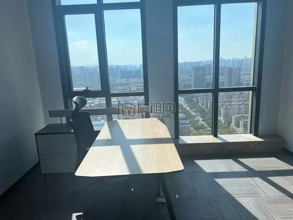 宁波银晨国际大厦附近世纪东方COB写字楼60平，朝南写字楼出租