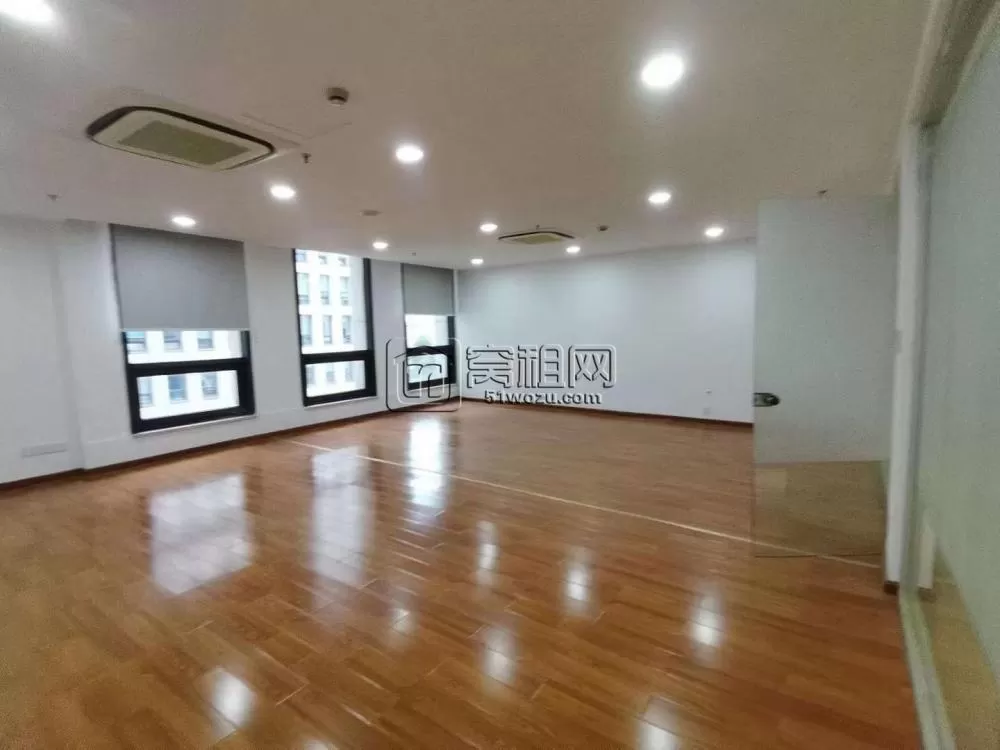 鄞州区开元酒店附近天润商座933平米出租