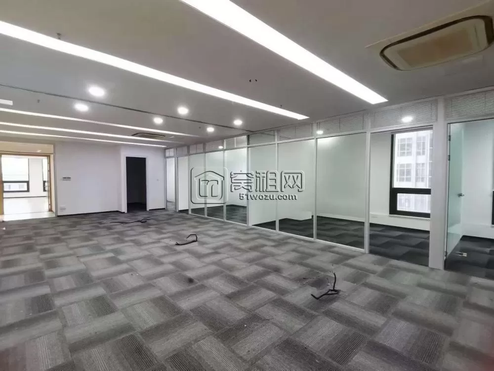 鄞州区开元酒店附近天润商座933平米出租