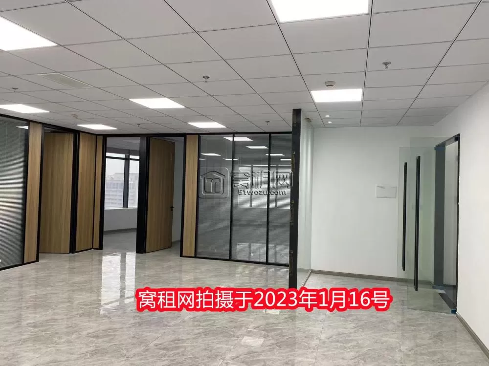 鄞州区亚洲之窗办公室出租265平米精装修