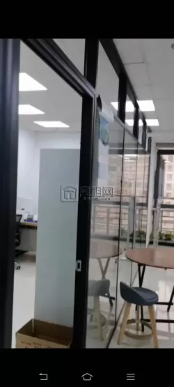 宁波银亿外滩大厦107平精装一隔间一存储间4200元/月
