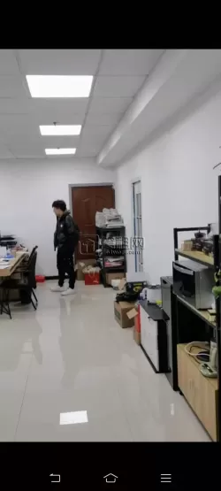 宁波银亿外滩大厦107平精装一隔间一存储间4200元/月