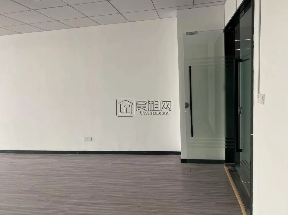 江北区前江街道燕华大厦150平米办公室出租