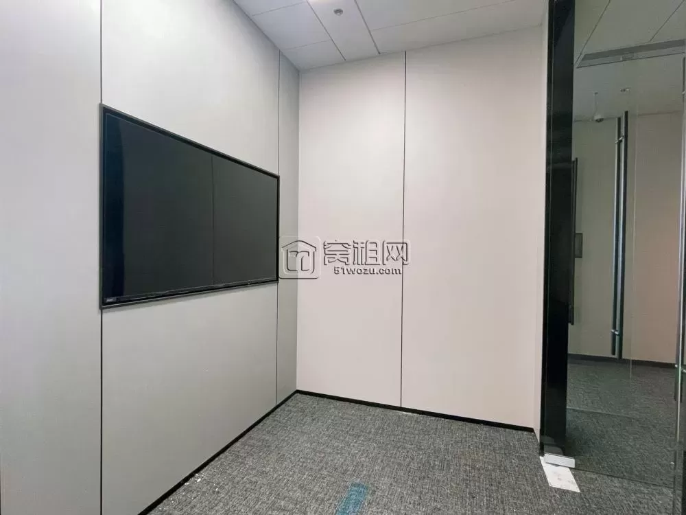 宁波新世界宁波塔new space 新空间出租格局：1+1，容纳12人拎包入住