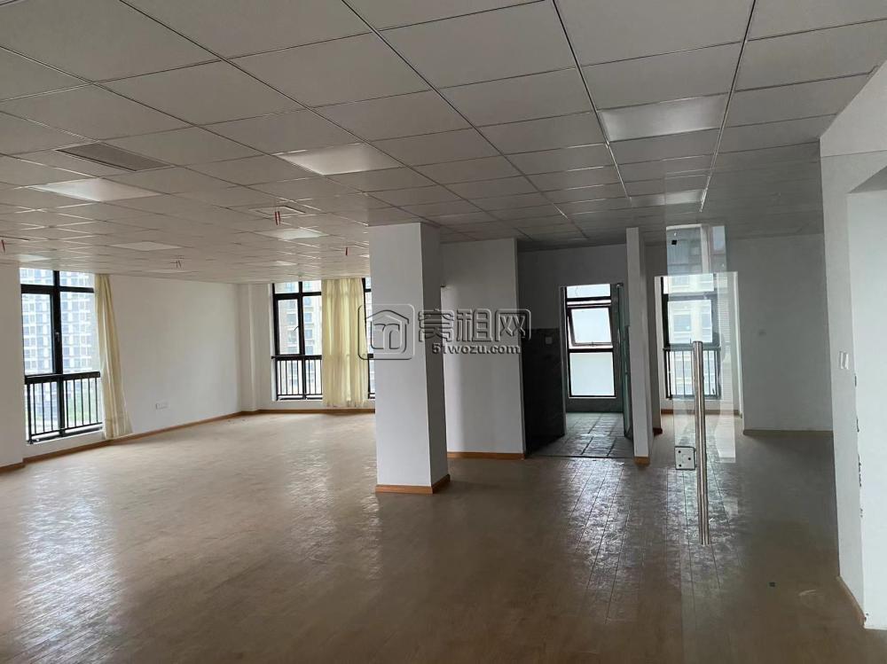 宁波江北区绿地尚美大厦出租210平米办公室