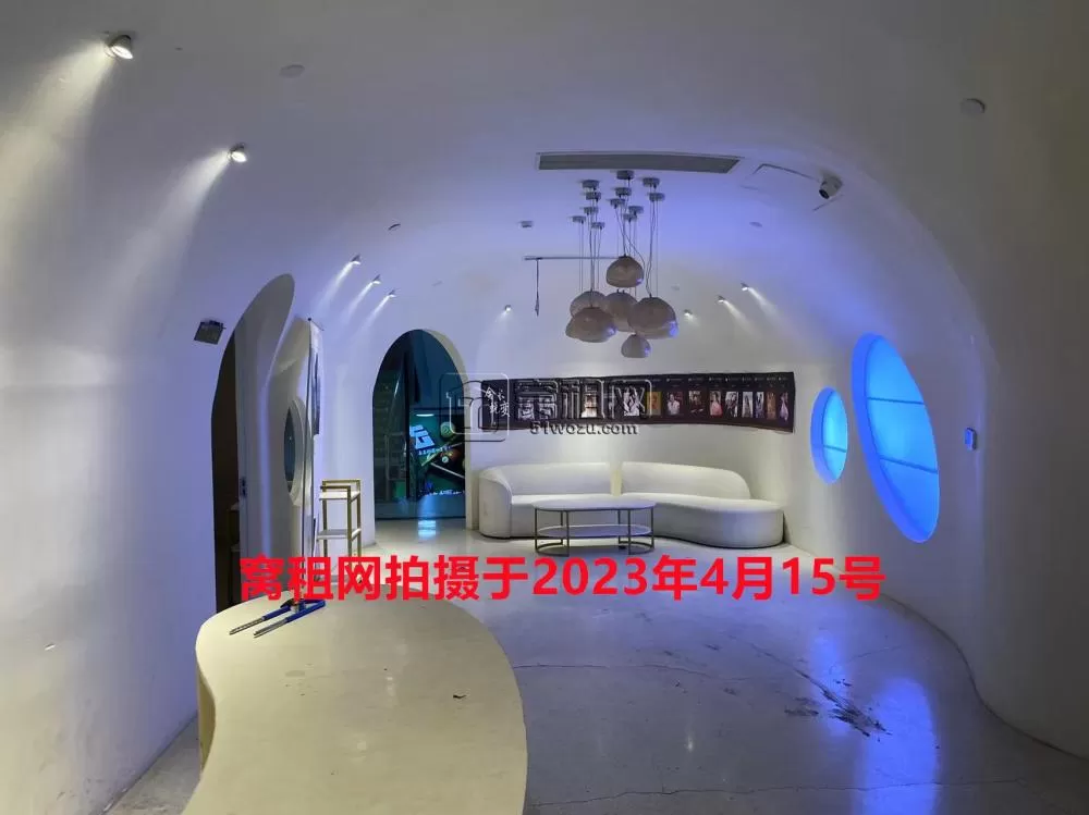 天一豪景B座原美容装修出租面积1600平米