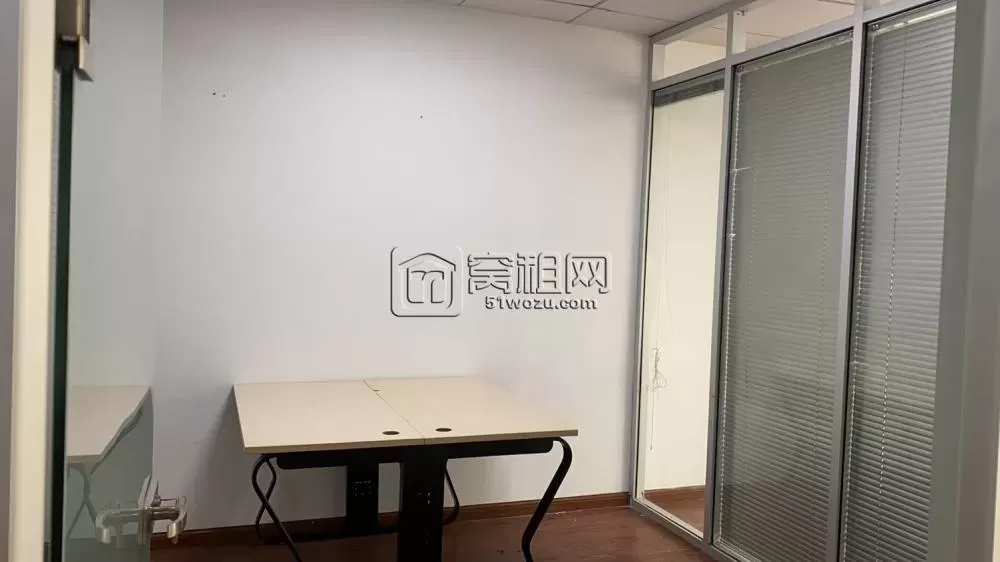 鄞州区写字楼万金大厦112平米出租