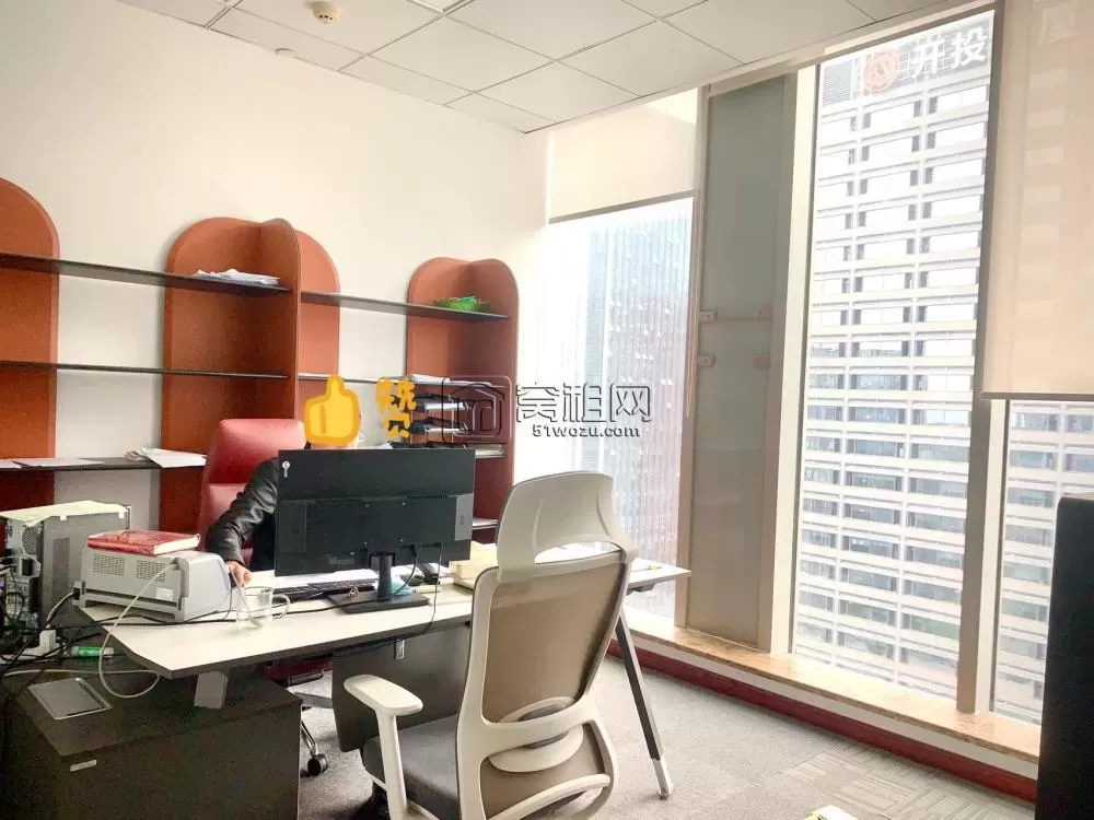 东部新城CBD核心汇银国际办公室出租376平米精装修